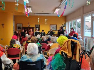 Il Carnevale è arrivato anche alla Rsa Oasi di Chiavazza