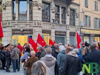 Biella, manifestazione in piazza Santa Marta dopo le dimissioni di Delmastro FOTO e VIDEO Nicola Rasolo per newsbiella.it