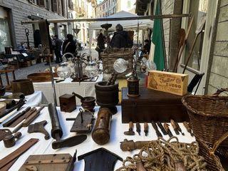 Tutti pronti? ritorna il Mercatino dell’Antiquariato minore e dell’Artigianato in Riva a Biella Tutti pronti? ritorna il Mercatino dell’Antiquariato minore e dell’Artigianato in Riva a Biella