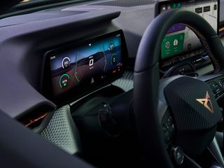 Nuova CUPRA Raval: La rivoluzione elettrica urbana arriva a Biella da V.Auto
