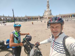 Da Oropa a Santiago: Andrea Mercando dedica il Cammino alla “Passione di Sordevolo”