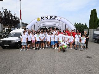 Biella, 38 ragazzi al Campo Scuola della Protezione Civile: una settimana tra formazione e volontariato Biella, 38 ragazzi al Campo Scuola della Protezione Civile: una settimana tra formazione e volontariato