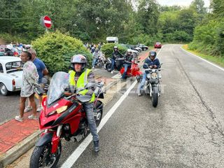 “Motori sulla Serra”, 80 auto e moto al raduno di Sala Biellese FOTO e VIDEO Massimo Giacobbe per newsbiella.it