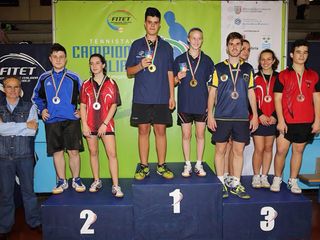 Il podio del doppio misto con Anna Loro