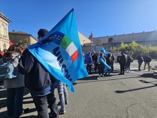 Protesta nel settore telecomunicazioni: 8mila lavoratori piemontesi scendono in piazza