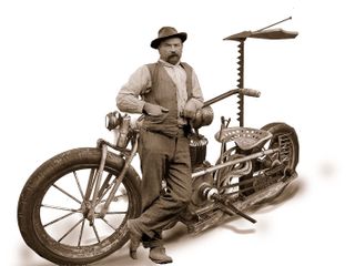 Ex lanificio Zignone: prototipi, automi e ironia nella nuova esposizione di Guido Tassini Ex lanificio Zignone: prototipi, automi e ironia nella nuova esposizione di Guido Tassini