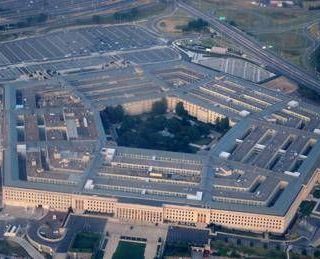 Usa, Trump rinomina il Pentagono in Dipartimento della Guerra Usa, Trump rinomina il Pentagono in Dipartimento della Guerra