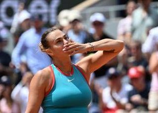Sabalenka va in finale agli Us Open e pensa a... Kyrgios: "Non vedo l'ora di prenderlo a calci in c..." Sabalenka va in finale agli Us Open e pensa a... Kyrgios: "Non vedo l'ora di prenderlo a calci in c..."