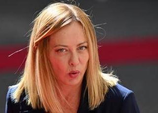 Dazi e Ucraina, Pd a Meloni: "Dopo post rilanciato da Trump, chiarisca su rapporti con Ue" Dazi e Ucraina, Pd a Meloni: "Dopo post rilanciato da Trump, chiarisca su rapporti con Ue"