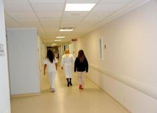 Taranto, bimbo di 3 anni muore per meningite: non era vaccinato Taranto, bimbo di 3 anni muore per meningite: non era vaccinato