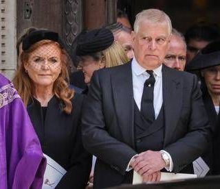 Andrea e Sarah "non sono più i benvenuti" da Annabel's, la decisione del club più elegante di Londra