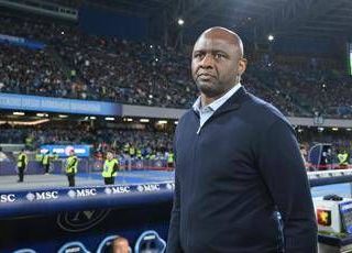 Genoa esonera Vieira, tandem Murgita-Criscito in panchina