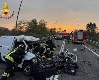 Scontro sulla tangenziale sud di Bergamo, due morti