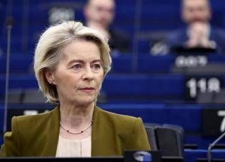 Ucraina, von der Leyen: "Pace non crei precedente pericoloso, status nazione non si cambia con la forza"