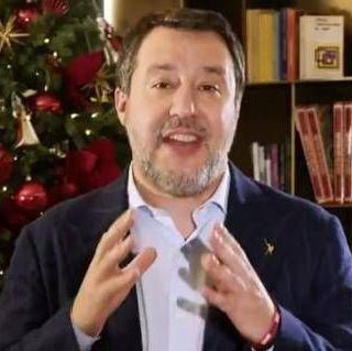 Natale, gli auguri di Salvini: "Felice per il primo da assolto dopo 5 anni"