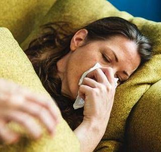Influenza 2026, il virologo: "Fase acuta superata ma numeri alti per un altro mese"