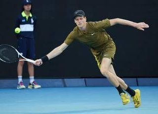 Australian Open, ottavi con Sinner, Musetti e Darderi: programma e orario tv