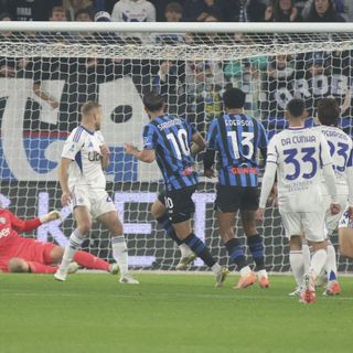 Perrone risponde a Samardzic, Atalanta-Como 1-1