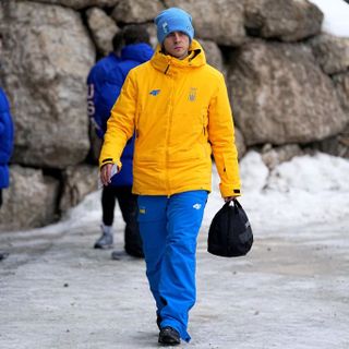 Milano-Cortina, escluso l’ucraino Heraskevych per il caso del casco commemorativo