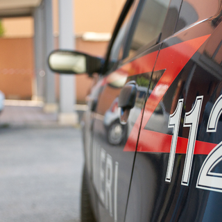 Cossato, anziana derubata mentre compera delle mollette