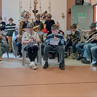 Alpini, Pasqua e Festa della Terra: aprile di emozioni alla Casa del Sorriso.