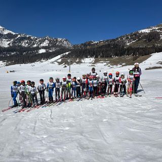 Baby atleti dello Sci Club Biella protagonisti a Torgnon: Mangoldi e Garbaccio campioni sociali.