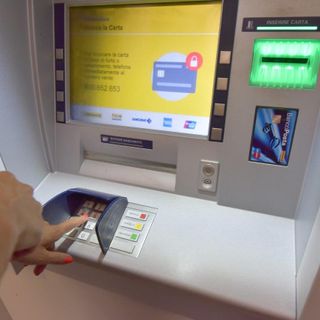 Nuovo Postamat a Graglia: rinnovato lo sportello digitale Nuovo Postamat a Graglia: rinnovato lo sportello digitale