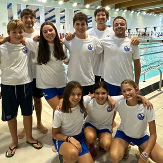 Ragazzi ed Allenatori della squadra Agonistica Ragazzi ed Allenatori della squadra Agonistica