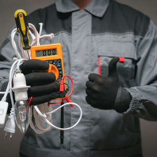 Galizzi Impianti Srl ricerca: 2 operai specializzati nel settore elettrico.