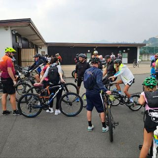 Valdengo in sella: in 60 alla biciclettata “aspettando il Trofeo Tessile e Moda”