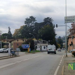 Traffico a Biella, incroci di Riva e di via Milano a Chiavazza senza semafori: il Comune valuta se lasciarli spenti