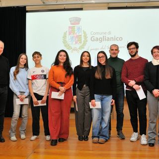 3400 euro per le borse di studio: Gaglianico premia gli studenti del territorio