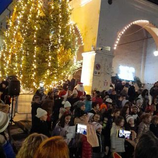 Brusnengo inaugura il periodo natalizio: partecipazione corale all’8 dicembre