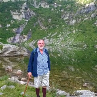 L'addio di Candelo a Lorenzo Munaro, titolare di una storica attività commerciale