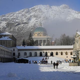 Festa della Candelora: Oropa celebra la tradizione - Foto di repertorio