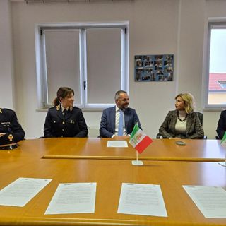 Biella, Polizia di Stato e Banca Sella unite contro le truffe: al via la formazione nelle filiali