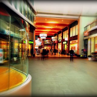 Retail e grande distribuzione: come funziona la sicurezza che il cliente non percepisce