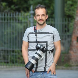 Le visioni, gli studi e i fallimenti del fotografo del cielo e delle galassie: l'incontro con il biellese Valerio Minato