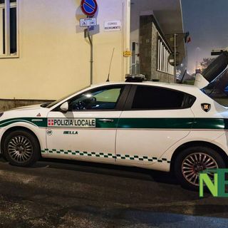 Biella, scontro auto-motorino all'incrocio: giovane in ospedale