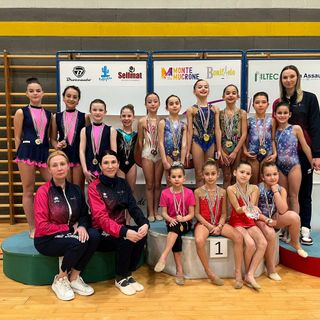 Pioggia di medaglie per la Rhythmic School nell’interregionale GR CSEN FOTO