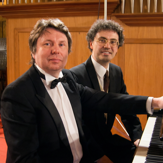 Accademia Perosi, nuovo concerto a Biella: ecco pianoforte a quattro mani con Giuliano Cucco e Giuliano Bellorini