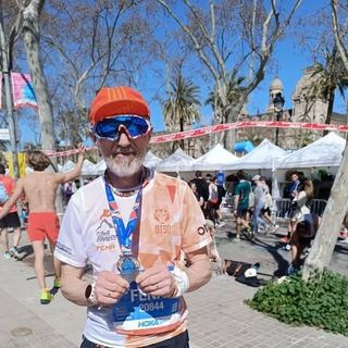 Biellesi alla Maratona di Barcellona: Gian Franco Fenaroli al traguardo in 3h08’40”