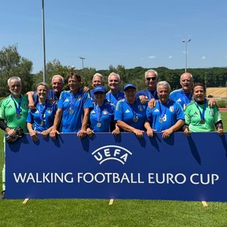 Walking football, l’Italia conquista l’argento alla Uefa Euro Cup 2026 FOTO