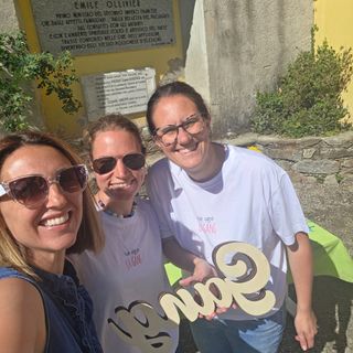 Pollone saluta l'anno scolastico con una grande festa tra emozioni, sorrisi e ringraziamenti