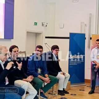 Sale piene a "Nel mondo a venire": 1200 presenze a Biella