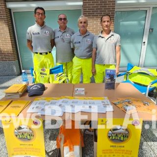 A Biella la Protezione Civile incontra i cittadini tra informazione, prevenzione e un invito al volontariato (foto di Angela Lobefaro per newsbiella.it)