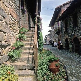 “Borgh’n Folk” fa tappa a Candelo: musica corale tra storia e tradizioni popolari