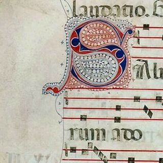 Luglio 2026, una parola sarda al mese: “S” come “SANTU DOXI”. Nell’immagine: l’incipit, “S”, in Giampaolo Mele (a cura di), Die ac Nocte. I Codici Liturgici di Oristano dal Giudicato di Arborea all’età spagnola (secoli XI-XVII)