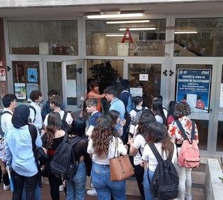 Greco al Classico e matematica allo Scientifico, ecco le seconde prove per i maturandi biellesi. Greco al Classico e matematica allo Scientifico, ecco le seconde prove per i maturandi biellesi.