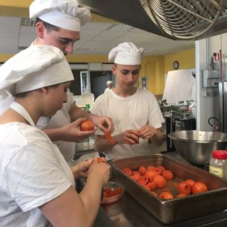 Corso gratuito per operatore delle produzioni alimentari: aperte le iscrizioni